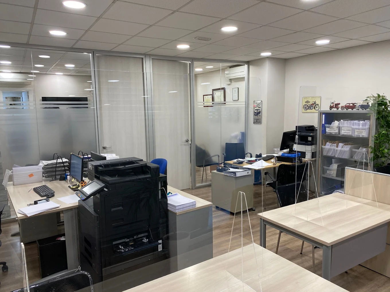 Zona de trabajo en Gestmotor - Departamentos especializados